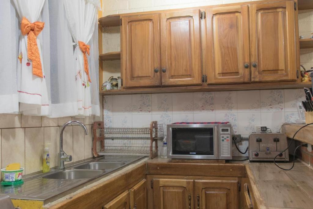 Sura Bed And Breakfast San Jose  Bagian luar foto